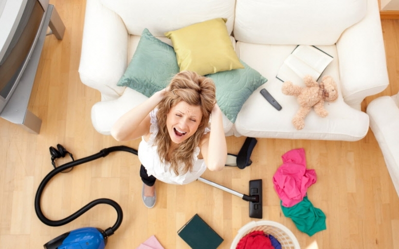 8 Efficient House Cleaning Tips - Famous & Spang Insurance